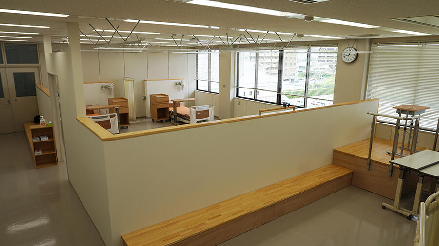シミュレーションルームで学びを深めます｜トピックス｜佐賀県医療